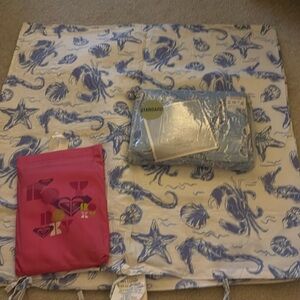 Roxy and Lot of coastal pillow cases x 4